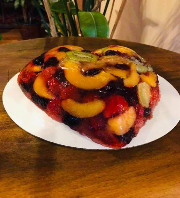 Fresh fruit gelatin dessert bakery shop product